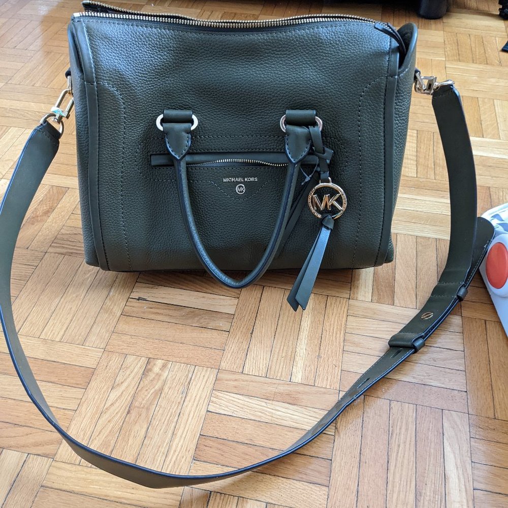 Olive green authentic Micheal Kors Purse